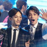 [EXO] 얘들아 지금 온라인에서 <b>포스터</b> 다 품절됨?