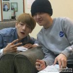 [EXO] 경수는 <b>비니</b> 벗은게 더 이쁘지않음?