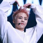 [EXO] 민석이 존나 안잡아<b>주네</b> 시발