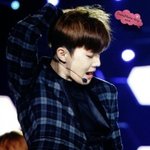 [EXO] 와 김준면 <b>저때</b> 리즈 제대로 찍었구나