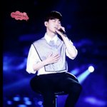 [EXO] 아 하노이 <b>아임</b>뇽앰뇽 그거 자꾸 귀에 맴돌아