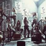 소녀시대 노래 좋고 <b>안무</b> 대열도 좋은 듯.