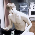 [EXO] 준면이 난 <b>이</b> 사진 <b>표정</b>이 너무 좋아