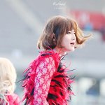 [EXO] <b>속바지</b> 살짝보이는거 떽뛰하다
