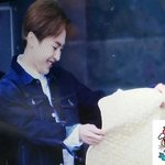 [시우민] <b>이</b> 보다 더 다양할수 없다 시우민<b>표정</b> ㅋㅋ