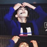 [EXO] <b>목울대</b>도 잘생겼어 