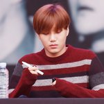 엑소<b>팬</b>싸인회<b>때</b> 작정한듯한 카이의 요정<b>미</b>