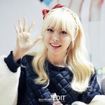 <b>반짝</b> <b>반짝</b> 금발머리 女아이돌