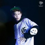 [EXO] 순간 눈을 <b>의심</b>했다