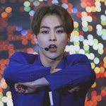 [EXO] 민석이 <b>이사진</b> 미치겠다