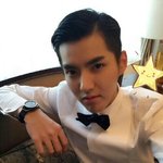 [EXO] 파니 <b>업고</b> 뛰고싶은 심정이야