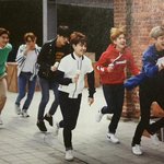 [도경수] 엑소케이 <b>배라</b> 촬영짤