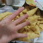 [EXO] 고깔 <b>콘</b>과자로 하나씩 씹어먹는<b>중</b>