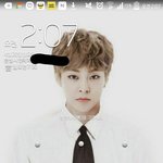 [EXO] 민석이 <b>전신</b>으로 잠금화면했는데