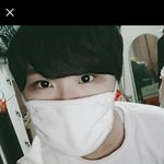 [꼭댓글부탁] 이 사진속 남자누구야??