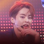 [EXO] 우리나라사람들 취향이 <b>독특</b>한가봄