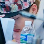 [EXO] 나 지금 자다일어났는데