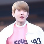 강아지 돋는 <b>백현</b>