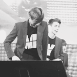 [카이] 모태 섹<b>시미</b>