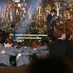 [EXO] 음방이나 시상식에서 죄송하다 할때