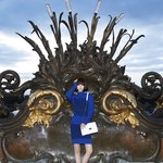 <b>새침</b>한듯 시크한 매력이 돋보이는 한예슬 패션