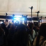 [EXO] 라디오현장상황ㄷㄷㄷ무습다