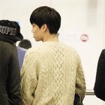 [카이] 오늘 종인이 영스 <b>아이보리</b> 스웨터