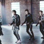 [EXO] 빛나는 것들은 많아 <b>그</b>안에 진짜를봐바
