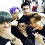 [EXO] 아 박찬열 문큐랑 방방뛰는거 뭔가 <b>뭉클</b>하다