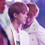 [EXO] 가지마. <b>그</b>가 끝내 말하지 못한 <b>진심</b>이 그렇게 드러났다...