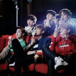 [EXO] 미친 이번애들 <b>셀럽</b> 존1나이쁘다