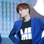 [EXO] 콜베깔양복 핑빨파는 신의 <b>한수다</b>ㅋㅋㅋ