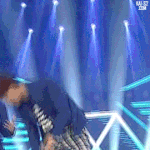 [카이] <b>팬</b>싸에서 춤추는 카이 짧은 영상!