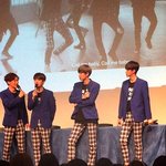 [EXO] 얘들아 뭐 볼까?