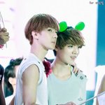[EXO] 넓은 강이 흐르네 <b>잔잔</b>한 수면은 사람들을 적시네
