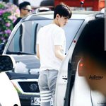 [EXO] 근데 드콘서 야광봉타가수<b>나올</b>때도