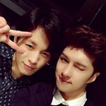 브이 <b>윙크</b> 아이돌의 조련셀카