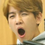 [EXO] 이거 아침에 일어나서 이안닦은 상태로 <b>하품</b>하는거같음