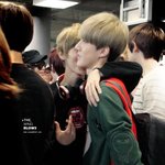 [EXO] 모든 기쁨이 <b>슬픔</b>이 여기에에엥