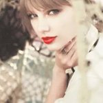 테일러스위프트를 소개합니당