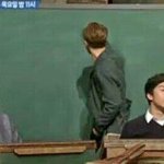 [EXO] 시발 바지 <b>주머니</b>에 손 넣은거보ㅓ
