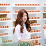 그새 더 이뻐진 <b>민아</b>-소진 직찍