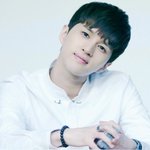팬 알아본 男아이돌 아이<b>컨</b><b>택</b>
