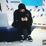 [태용] 륵낑이들 도대체 언제 <b>데뷔해</b>!