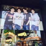 [EXO] ㅅㅍㅇ <b>개</b><b>존</b><b>잘</b> 포스터 내줘라