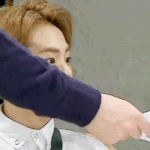 [EXO] 민석이 이번컨셉 장발할거같은거 나뿐?