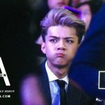 [EXO] 경광봉이하나인데 엘도라도를하면