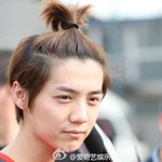 [EXO] 솔직히 말해서 우이판은 나간뒤가 더 잘생김