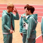[EXO] ㅅㅇㅁ딴곳본다 병신들아