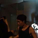 [EXO] 장사장 <b>다리</b>다쳤대 ++사1생짤있음